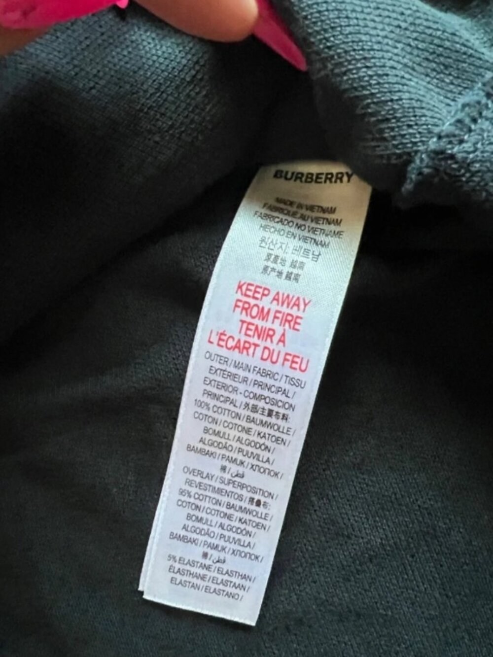 Authentic Burberry Boys Black & Beige Logo Polo Shirt Boys 12 - Picture 2 of 9